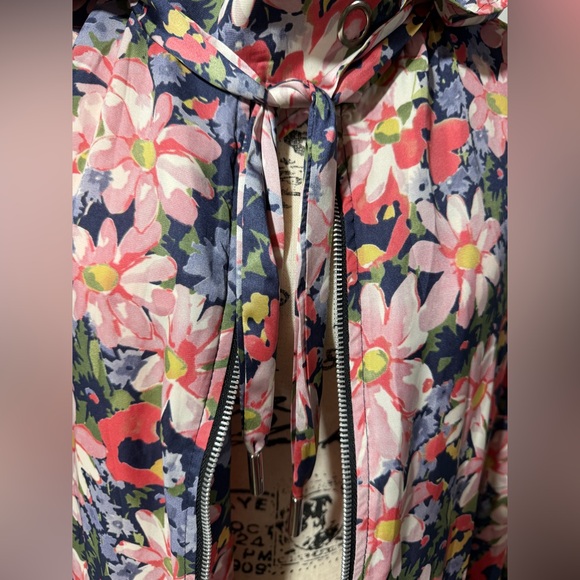 VINTAGE Zara floral hoodie coat NWT M - Picture 12 of 12